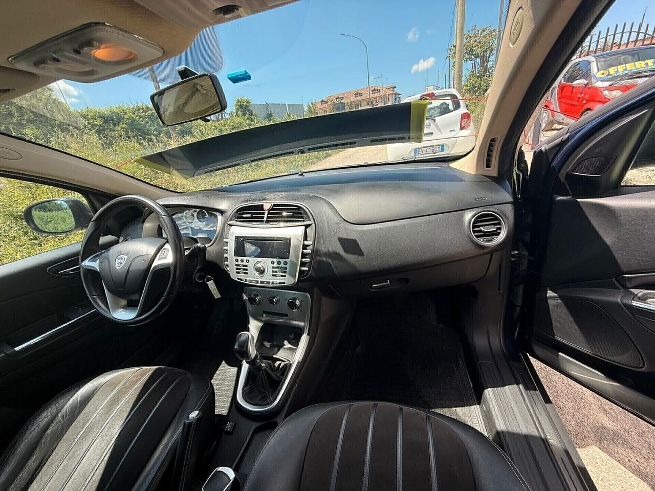 Lancia Delta 1.4 T-Jet 120 CV Platino Ecochic GPL