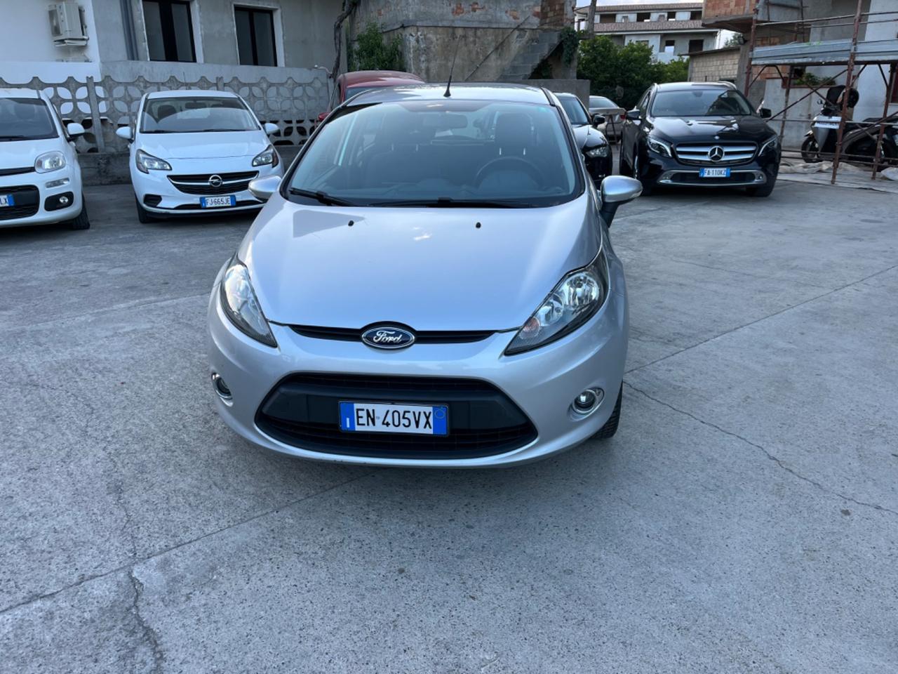 Ford Fiesta 1.4 TDCi 70CV 5 porte Titanium