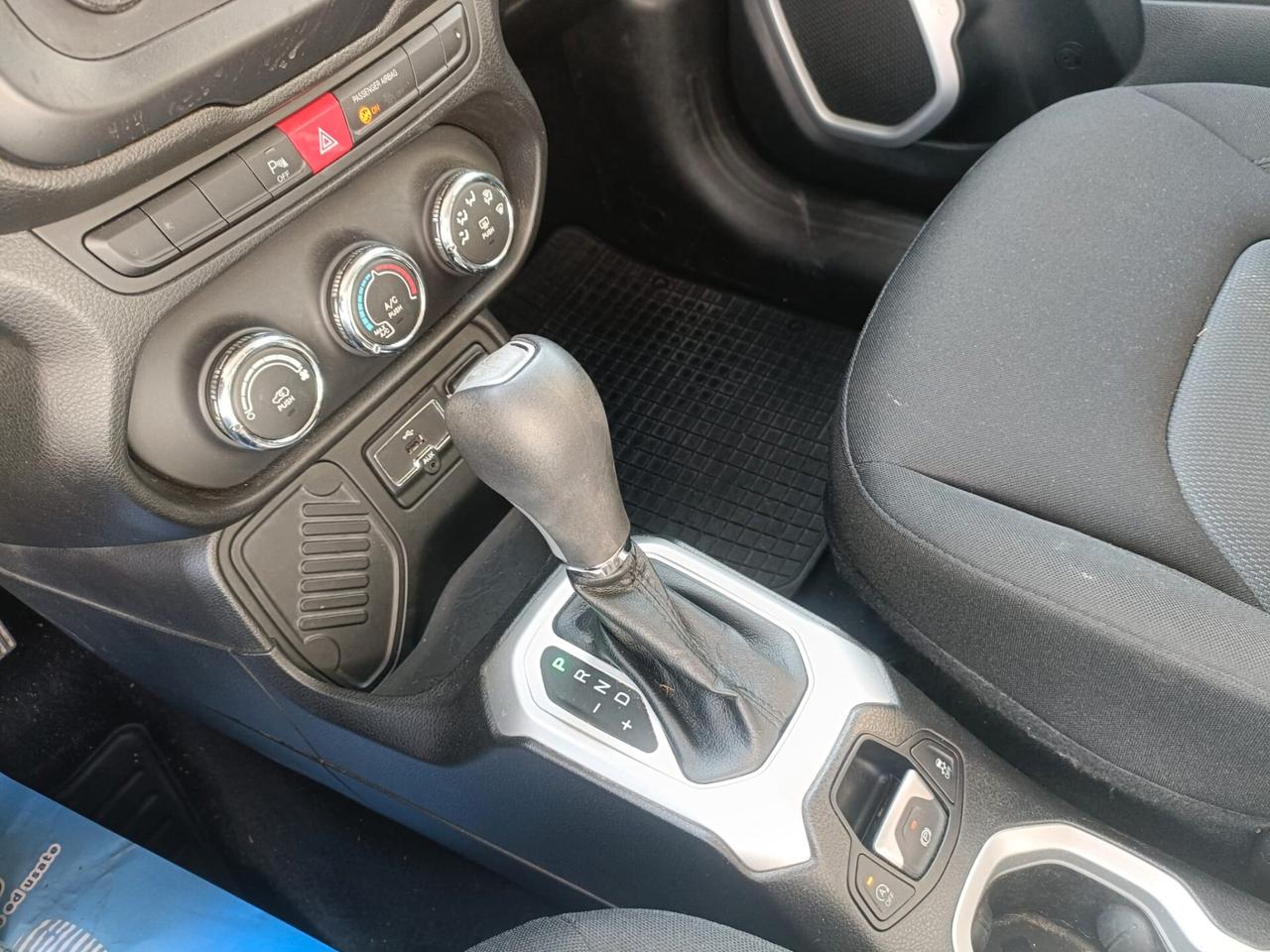 Jeep Renegade 1.6 Mjt DDCT 120 CV Business