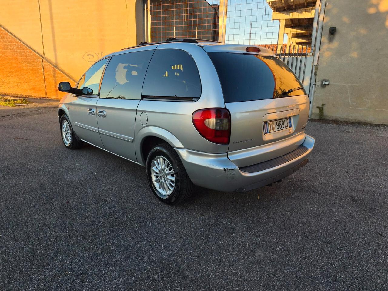 Chrysler Voyager 2.8 CRD gancio traino