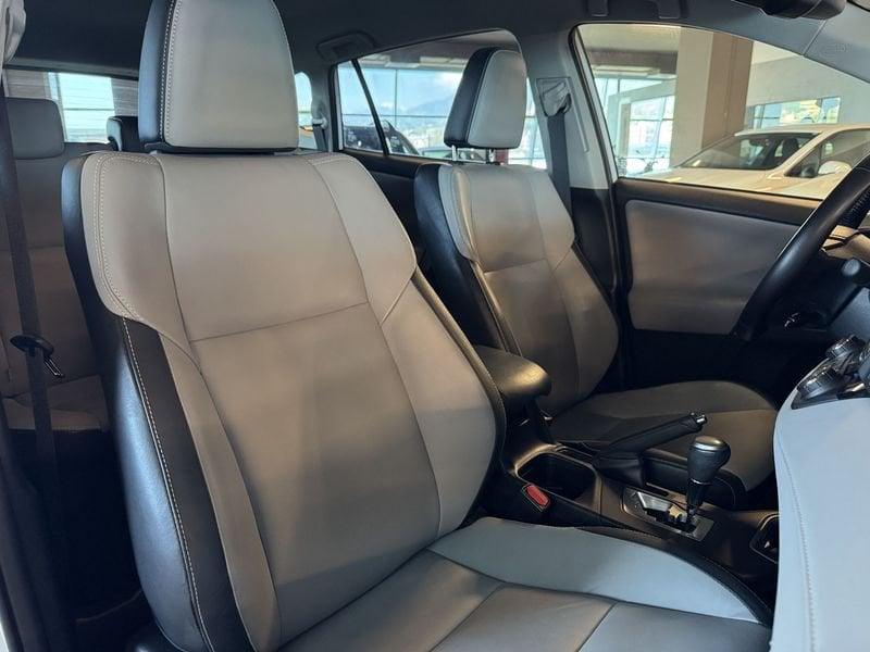 Toyota RAV4 2.5 Hybrid 4WD Lounge