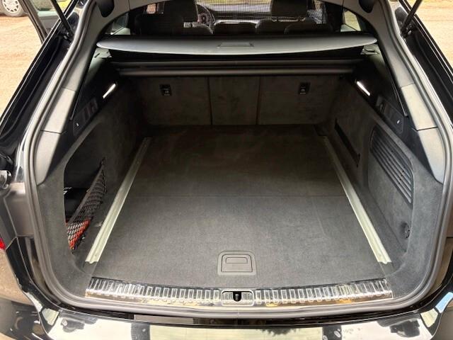 Audi A6 Avant 40 2.0 TDI S tronic Business Sport S-LINE