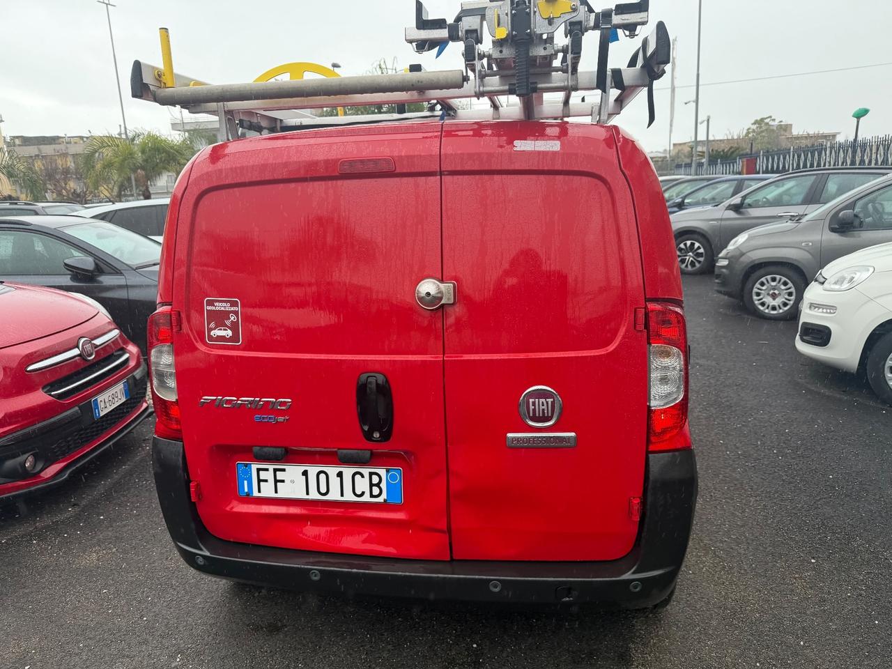 Fiat Fiorino 1.3 MJT 95CV Combi Semivetrato