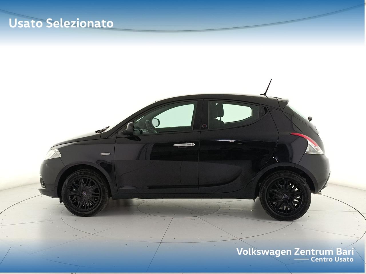 Lancia Ypsilon 1.0 firefly hybrid gold s&s 70cv