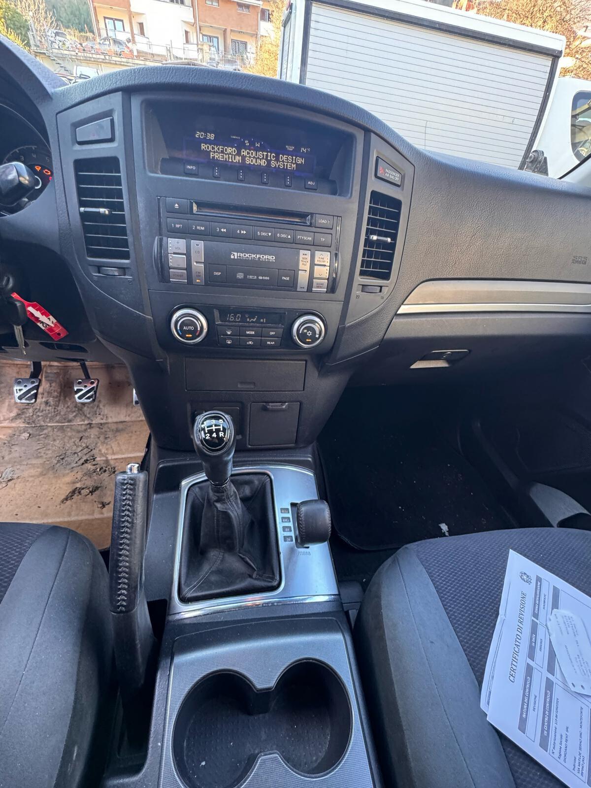 Mitsubishi Pajero 3.2 DI-D 16V aut. 5p. Instyle DPF