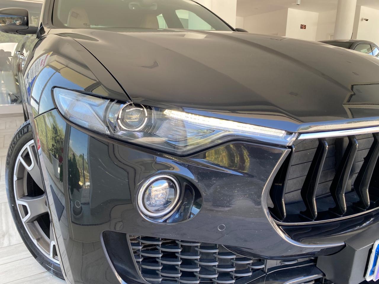 Maserati Levante V6 250cv AWD Gransport+HARMAN/LED2019