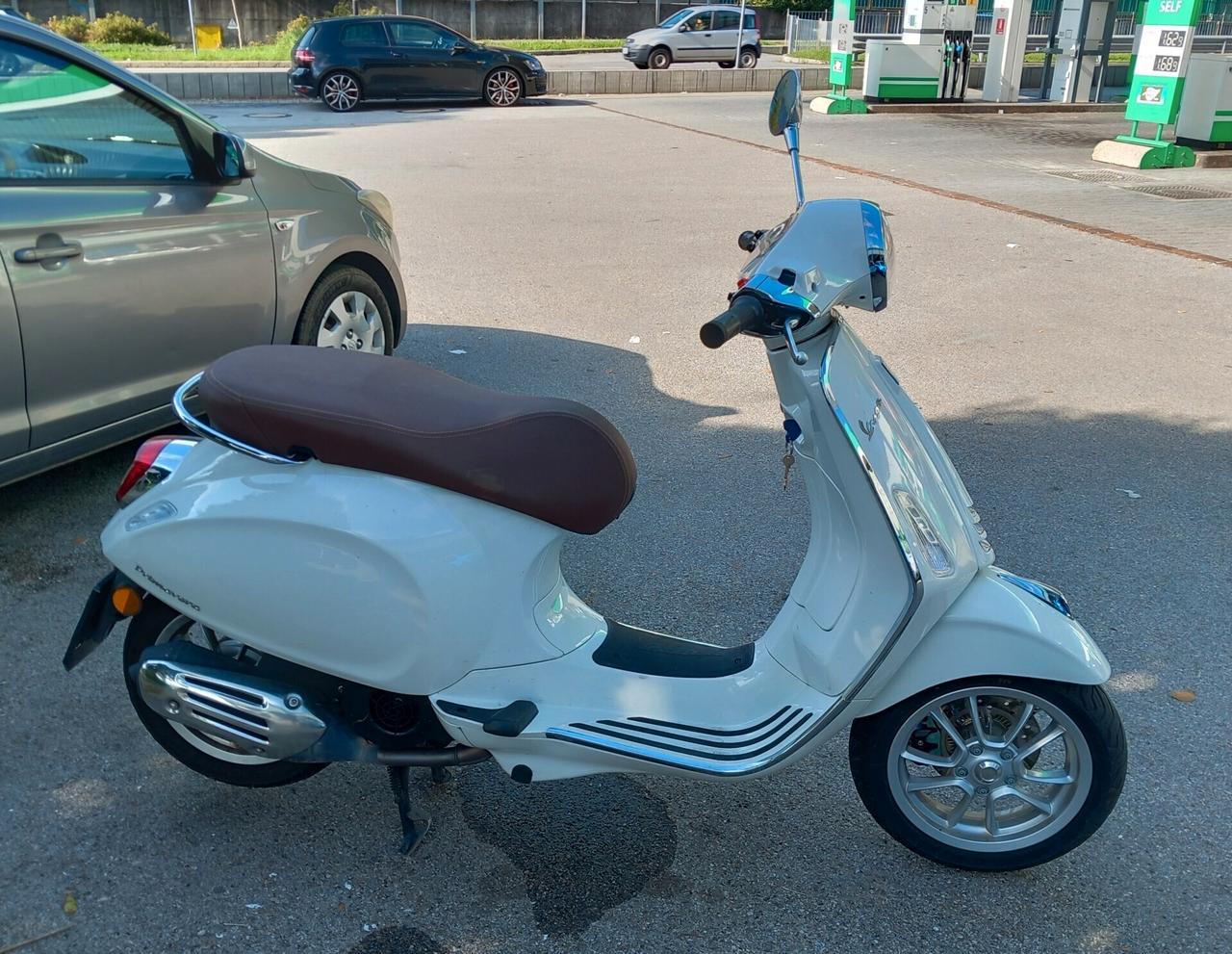 Piaggio Vespa 125 Primavera