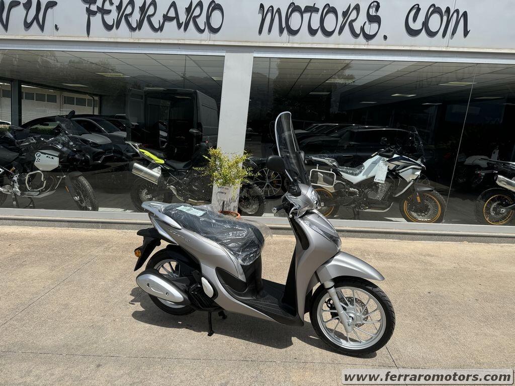 HONDA SH 125 MODE NUOVO A SOLI 32 EURO AL MESE