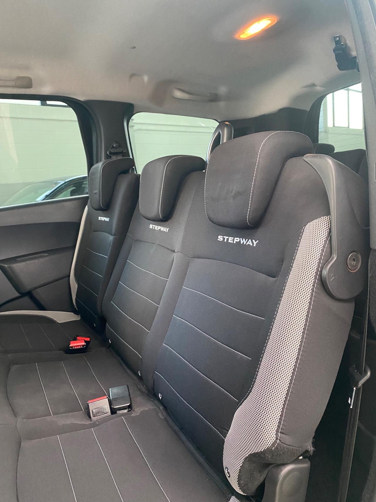 Dacia Lodgy 1.6 7 posti