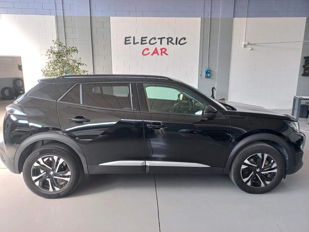 Peugeot 2008 BlueHDi 130 S&S EAT8 Allure Pack