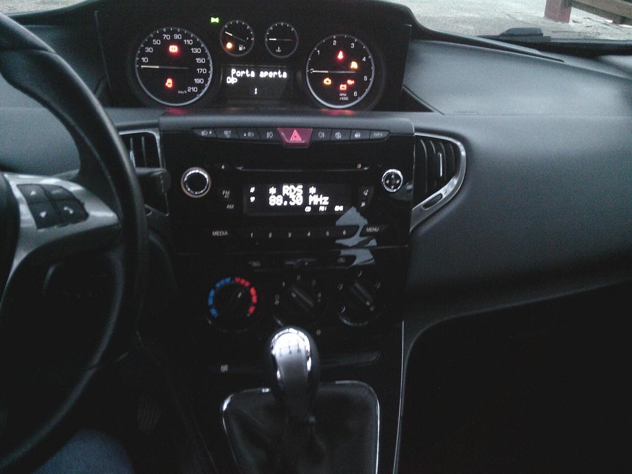 Lancia Ypsilon 1.3 MJT 16V 95 CV 5 porte S&S Gold