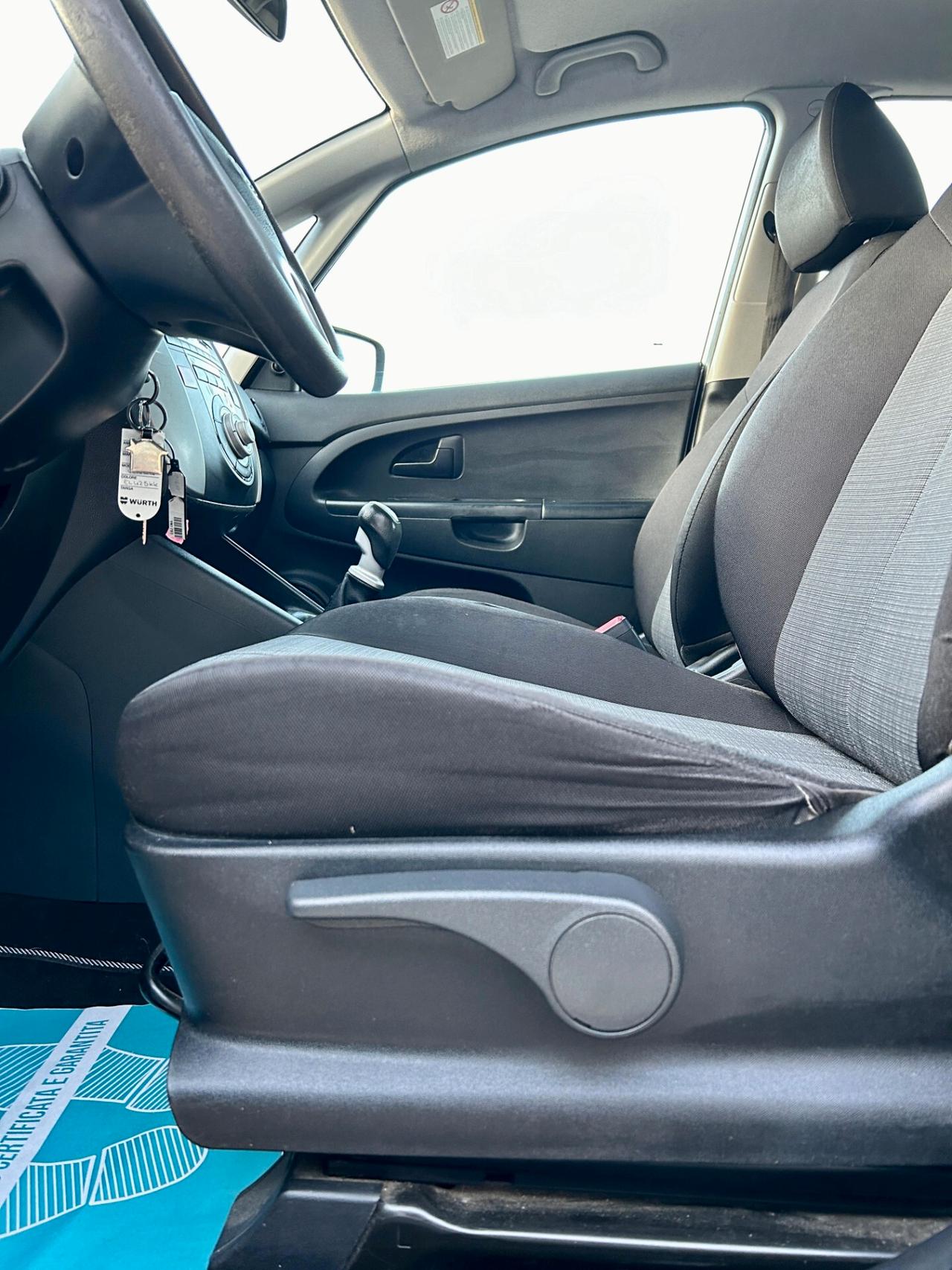 Kia Venga 1.4 CVVT EX Easy - ok neopatentato