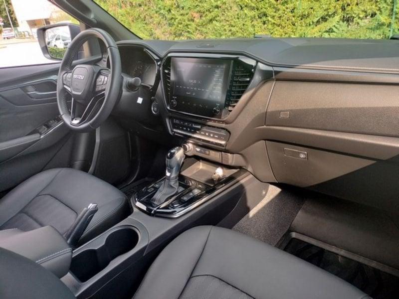 Isuzu D-Max N60 D-Max N60 1.9 aut. Crew Nitro Sport Cab + HardTop!!