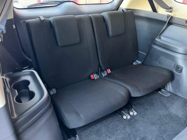 MITSUBISHI Outlander 2.2 DI-D 4WD Instyle 7p.