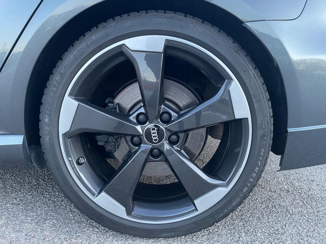 Audi A3 RS 3 SPB 2.5 TFSI quattro*Automatik*Pelle*Retrocamera*