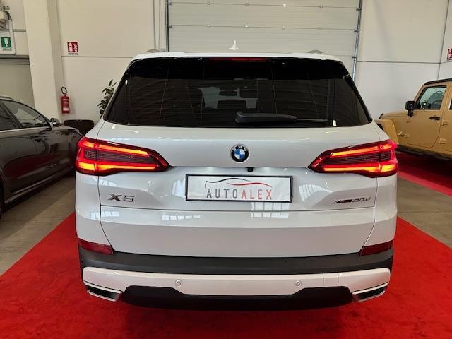 BMW - X5 xdrive30d xLine auto