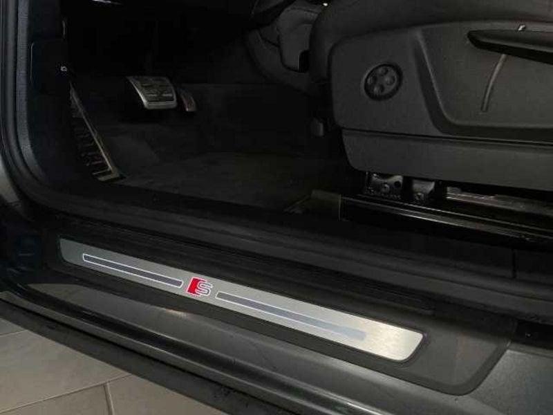 Audi Q5 II 2020 Audi 40 2.0 tdi mhev 12V S line quattro s-tronic