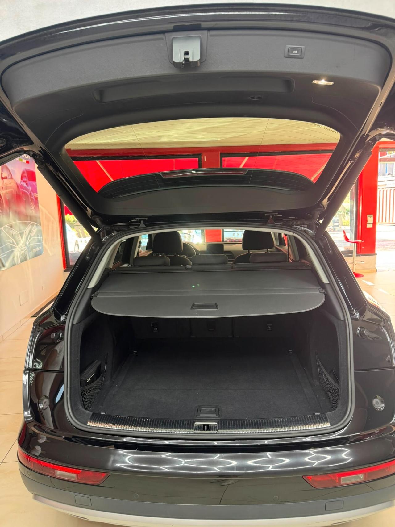 Audi Q5 2.0 TDI 190 CV quattro S tronic Business Sport