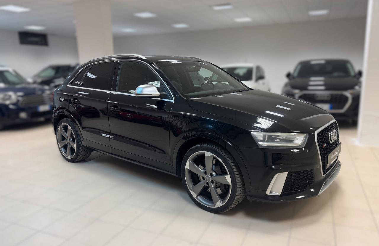 Audi Q3 RS 2.5 TFSI quattro S tronic