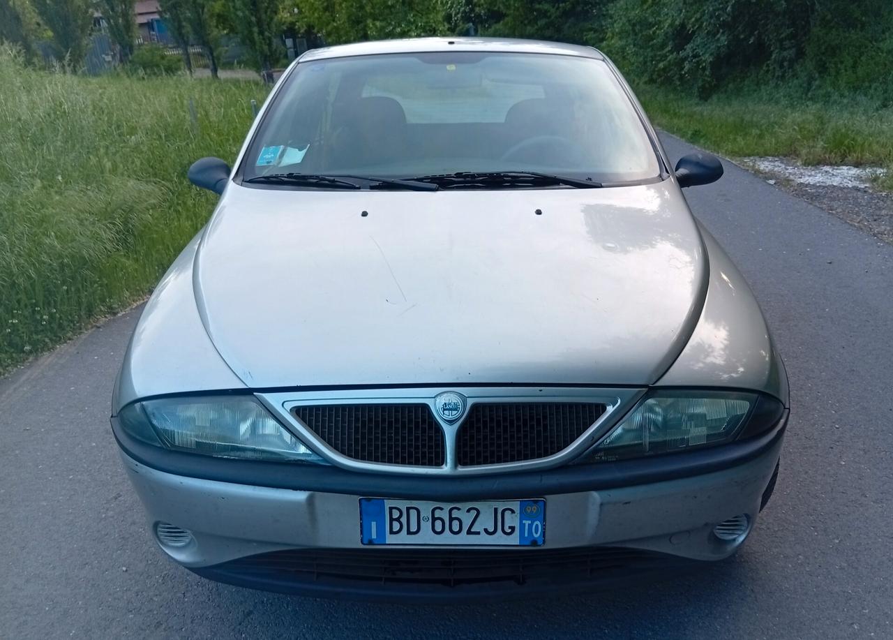 Lancia Y 1.2i cat Elefantino Blu