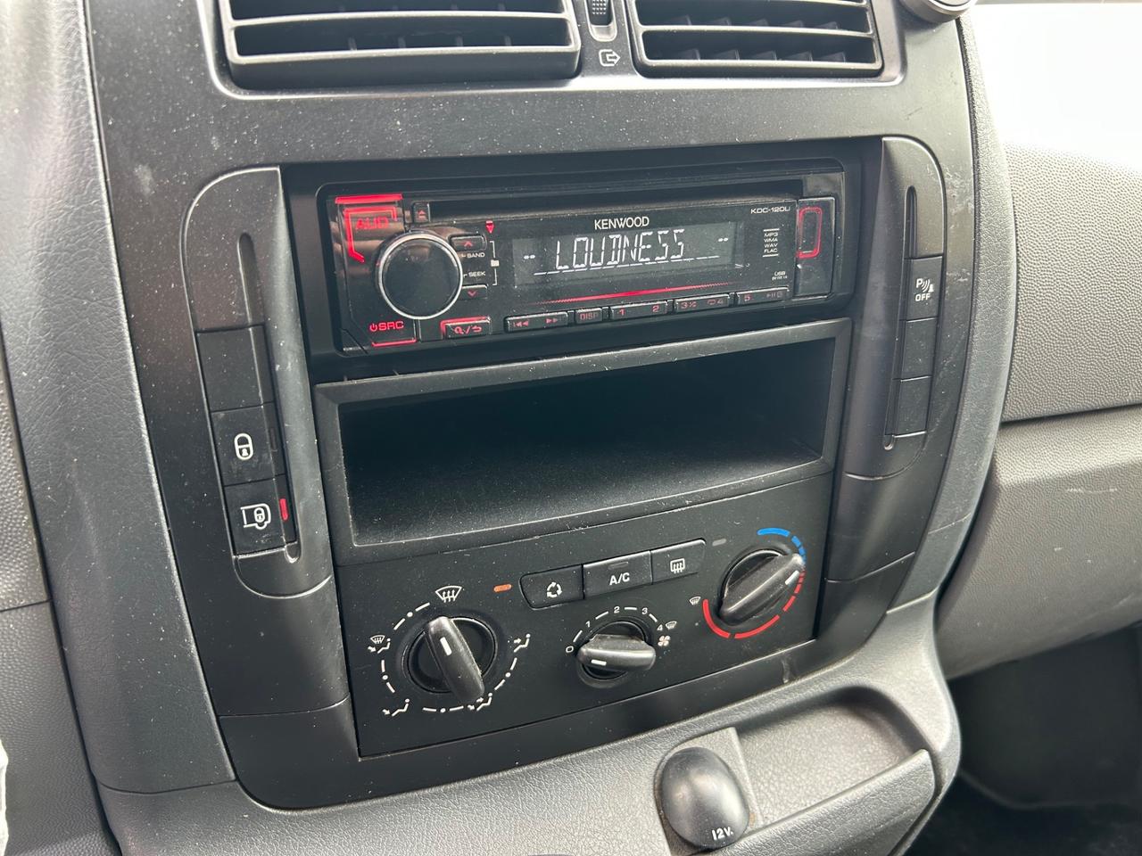 Peugeot Expert 2.0 HDi 125CV FAP PL-TA 12Q Furgone