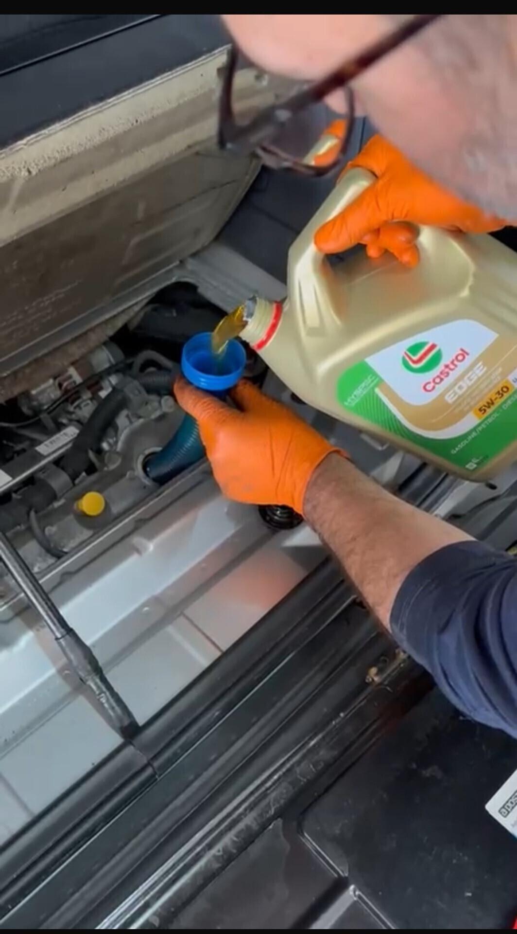 Smart ForTwo 1000 52 kW SERVOSTERZO