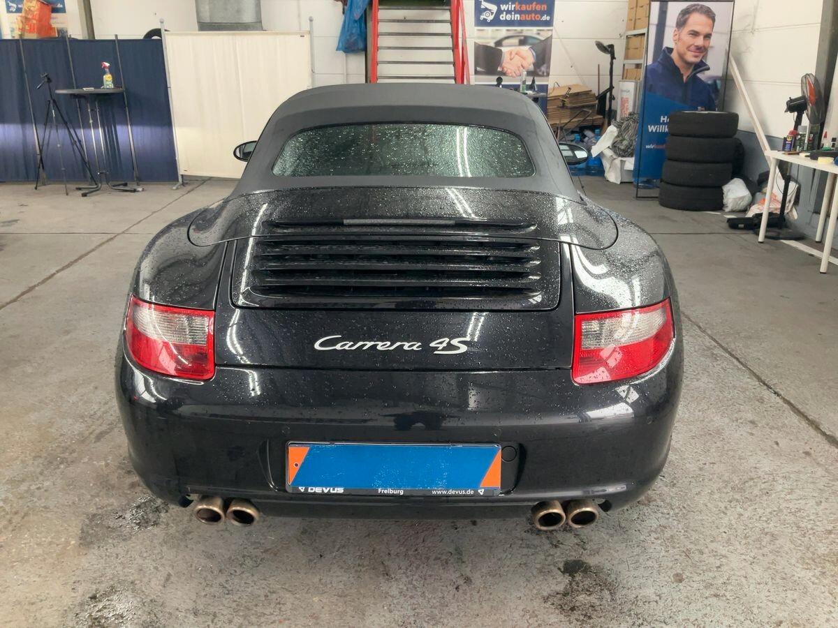 Porsche 911 Carrera 4S Cabriolet