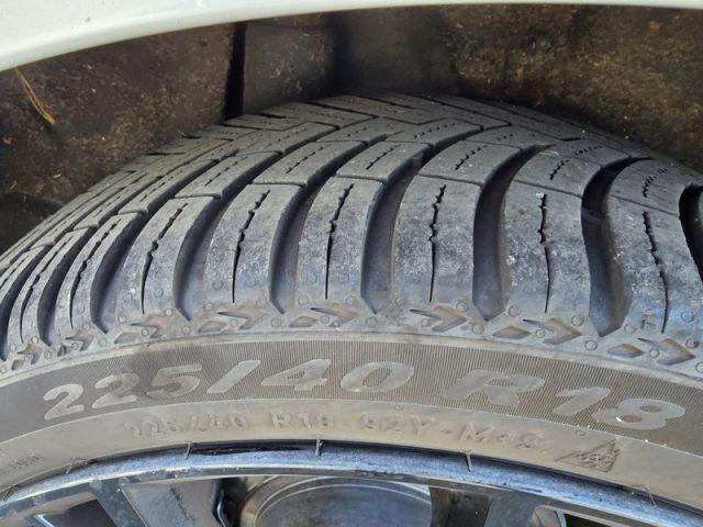 BMW 118 i 5p. PERMUTE