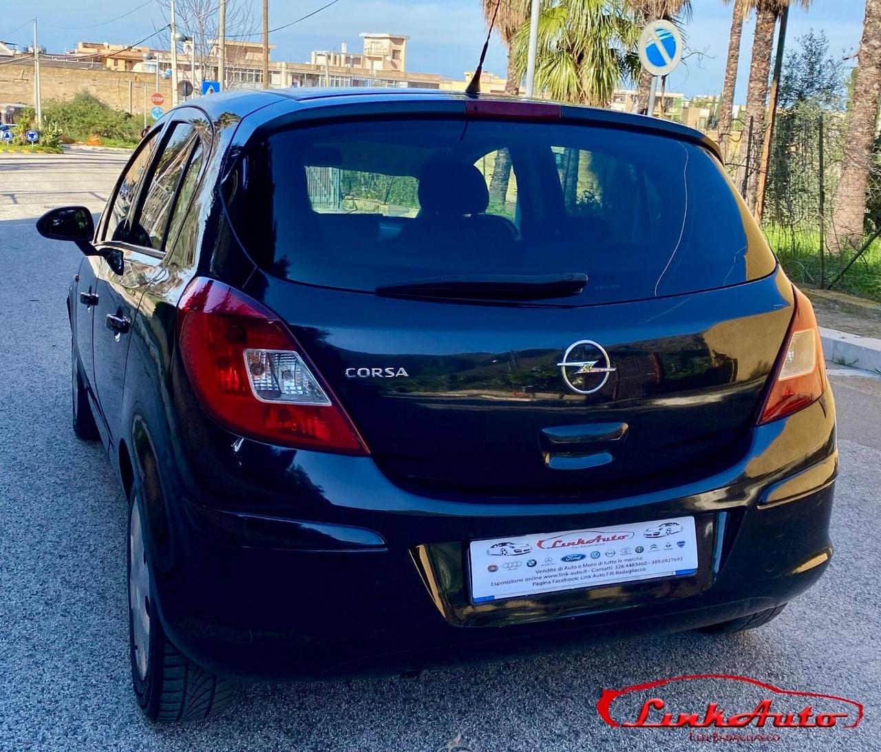 Opel Corsa 1.2 80CV 5 porte Cosmo