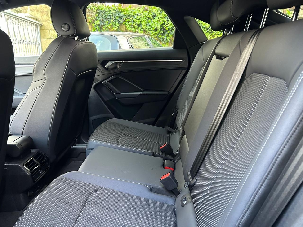 Audi Q3 35 TDI S tronic line edition
