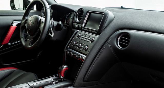 NISSAN GT-R 3.8 V6 Black Edition EX SEBASTIAN VETTEL