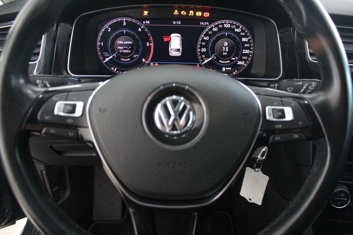 VOLKSWAGEN - Golf - Variant 1.6 TDI 115CV Executive BMT