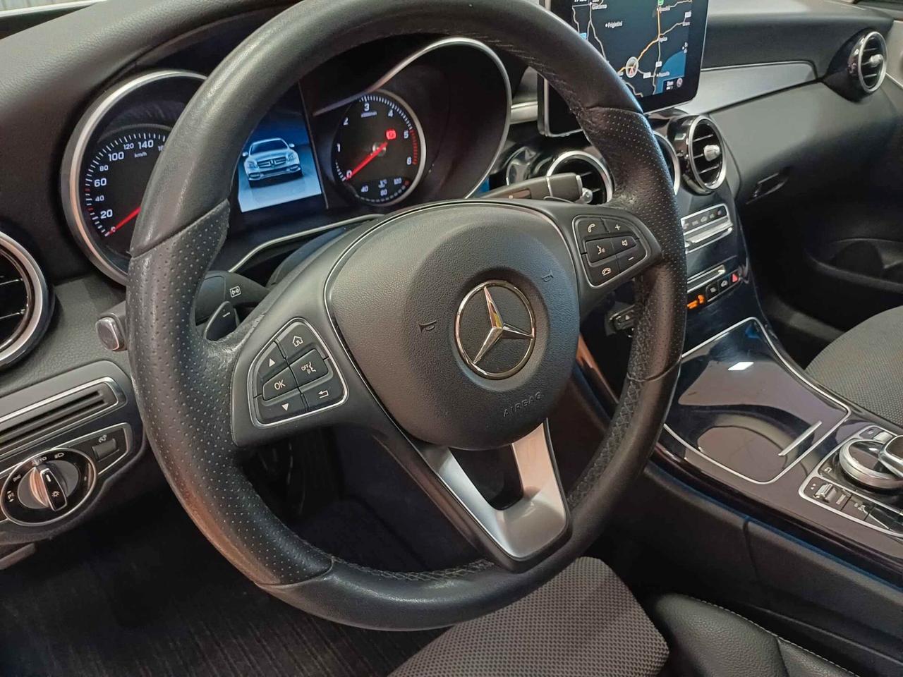 Mercedes-benz C 220 d Auto Premium