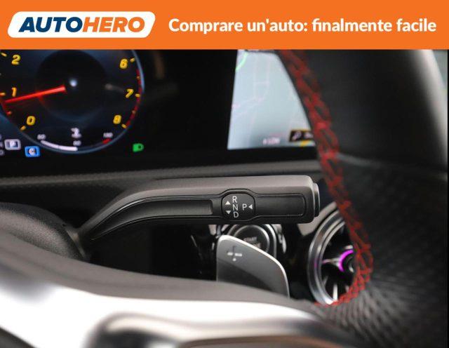 MERCEDES-BENZ CLA 200 Automatic Premium