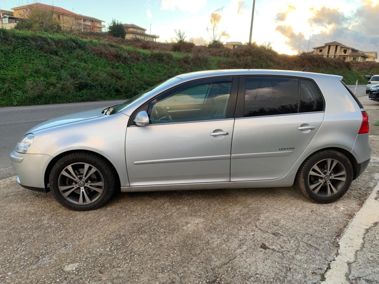 Volkswagen Golf 1.9 TDI 105 cv DPF 5p