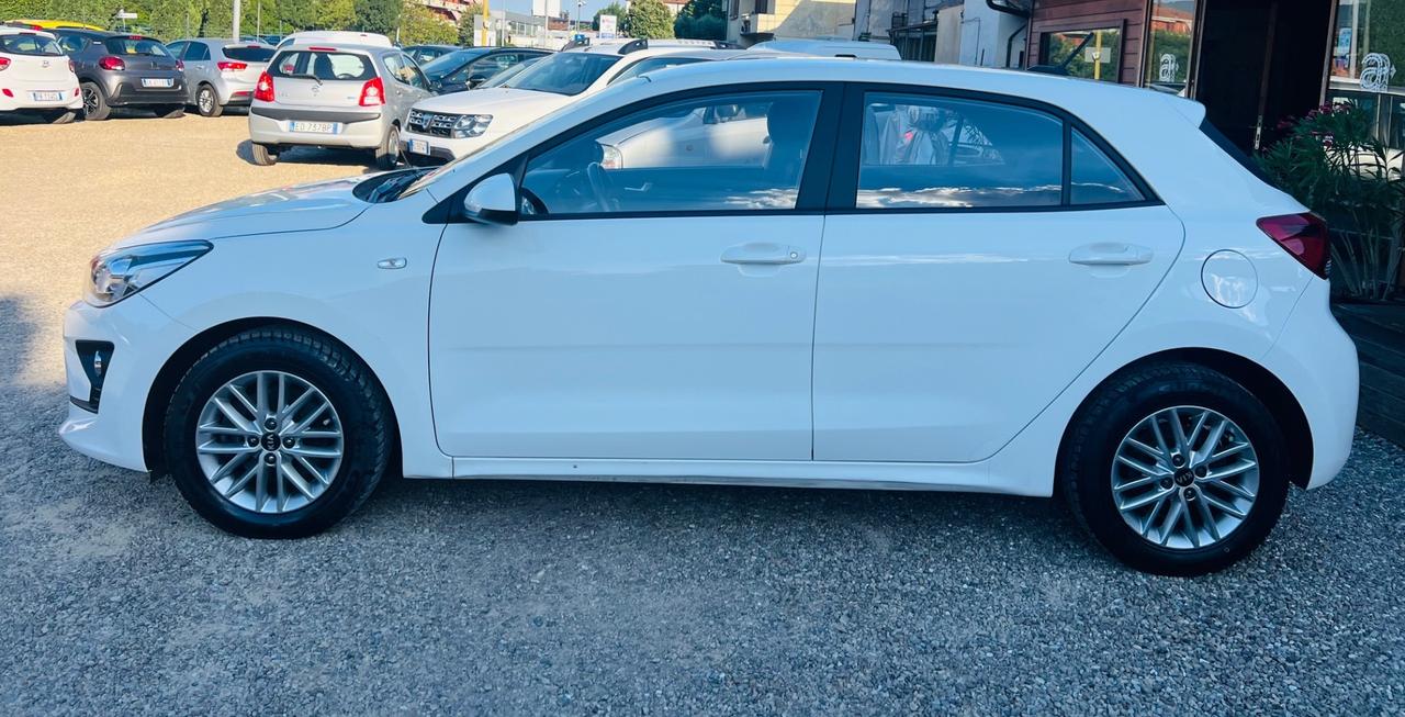 Kia Rio 1.0 T-GDi 100 CV MHEV iMT Style
