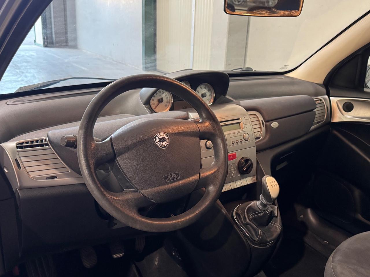 Lancia Ypsilon 1.4 Passion