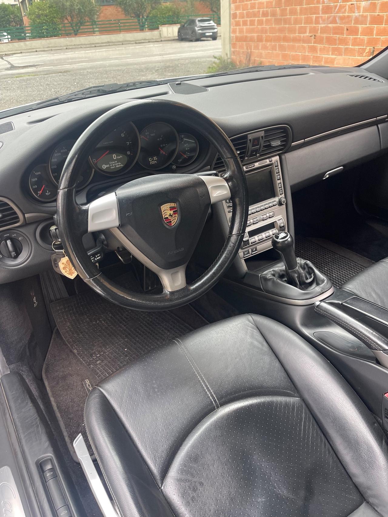 Porsche 911 Carrera cat Coupé