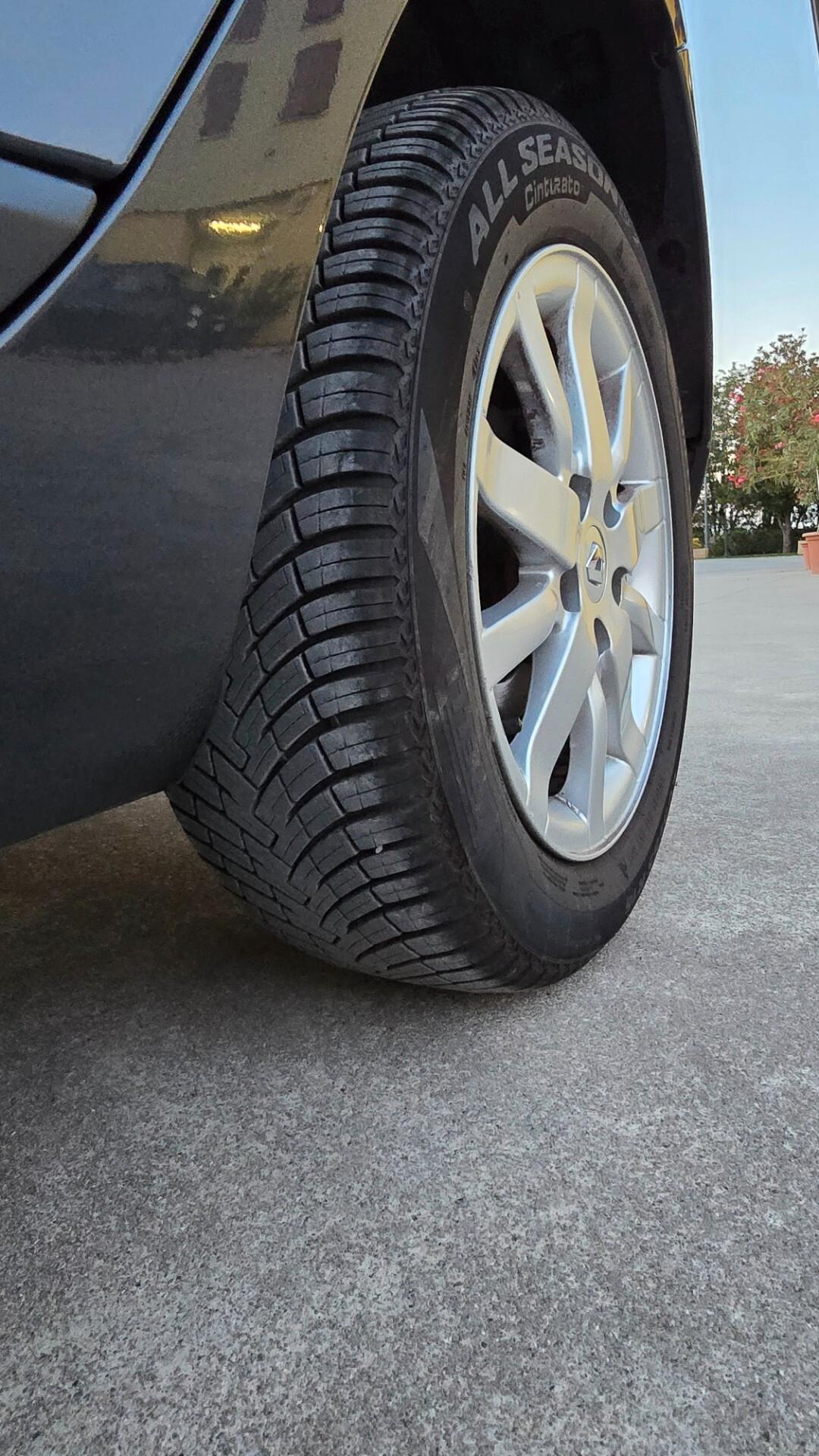 Stupenda Renaul Megane PARI AL NUOVO