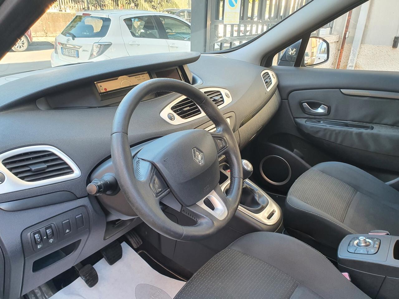 Renault Scenic Xmod 1.5 dCi 110CV Dynamique