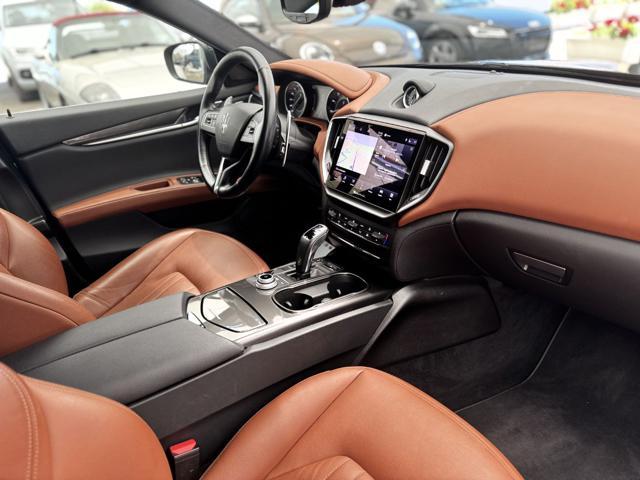 MASERATI Ghibli 330cv MHEV (PelleCognac/APP/LED/Retro)