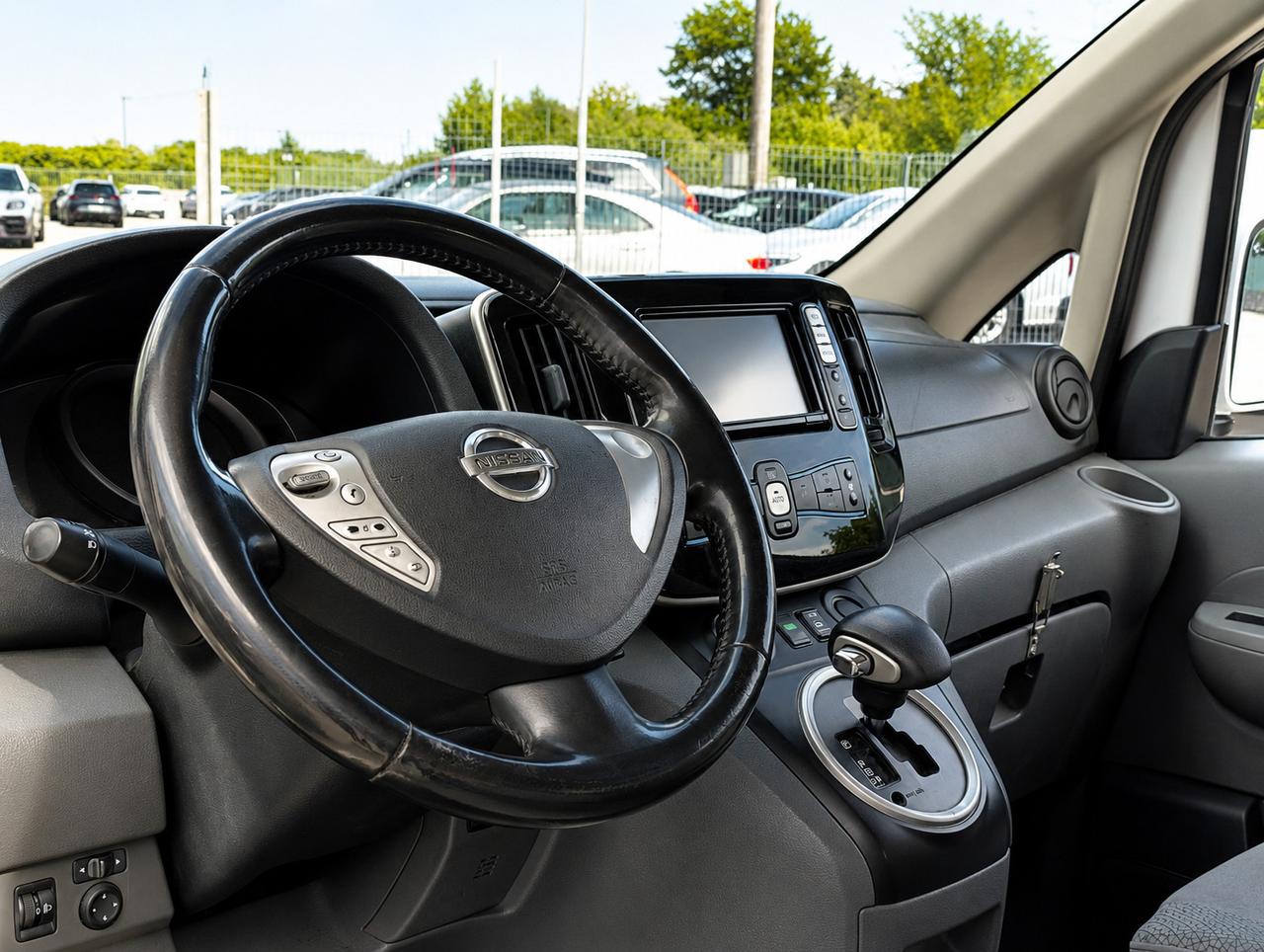 NISSAN NV200 e-nv200 efficient
