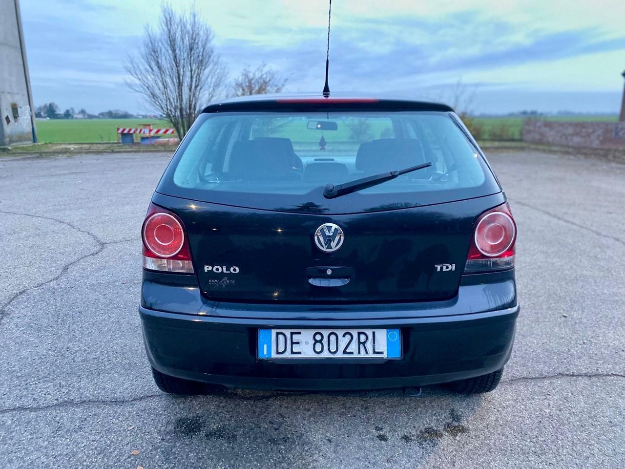 Volkswagen Polo 1.4/80CV TDI 5p. Sportline