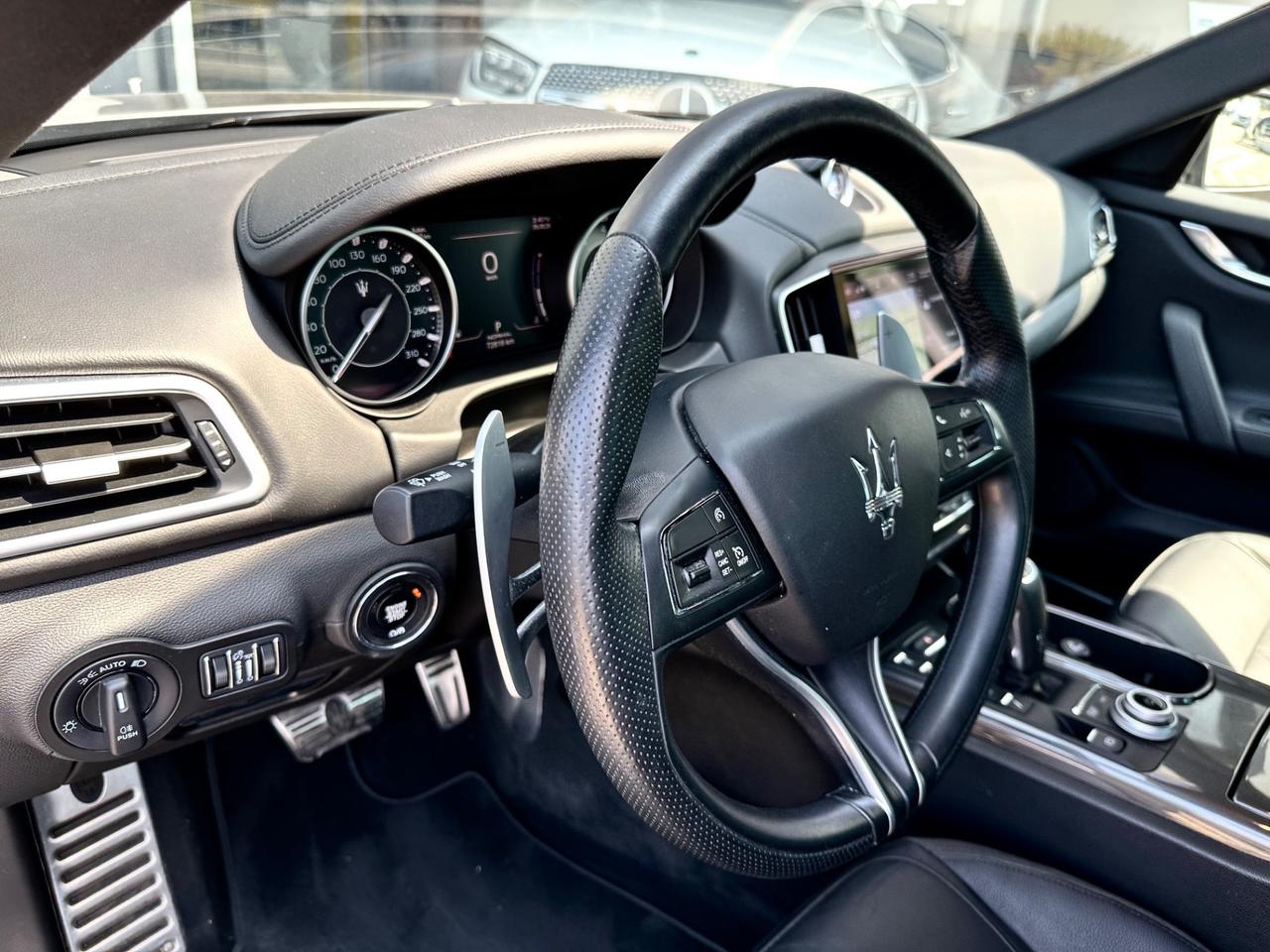 Maserati Ghibli 3.0 V6 Modena 350cv *NO VINCOLI*