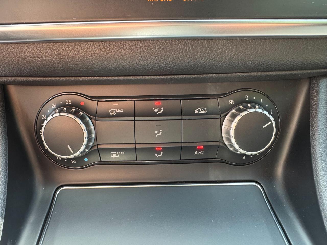 Mercedes-benz CLA 180d Automatic Premium