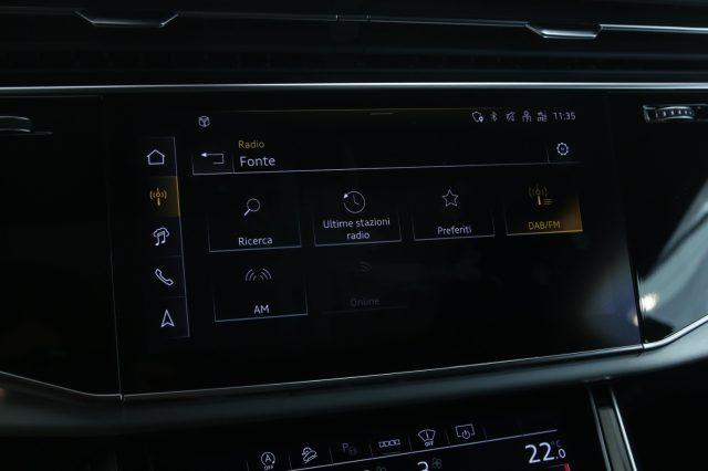 AUDI Q8 50 TDI 286 CV quattro S-line Black Edition