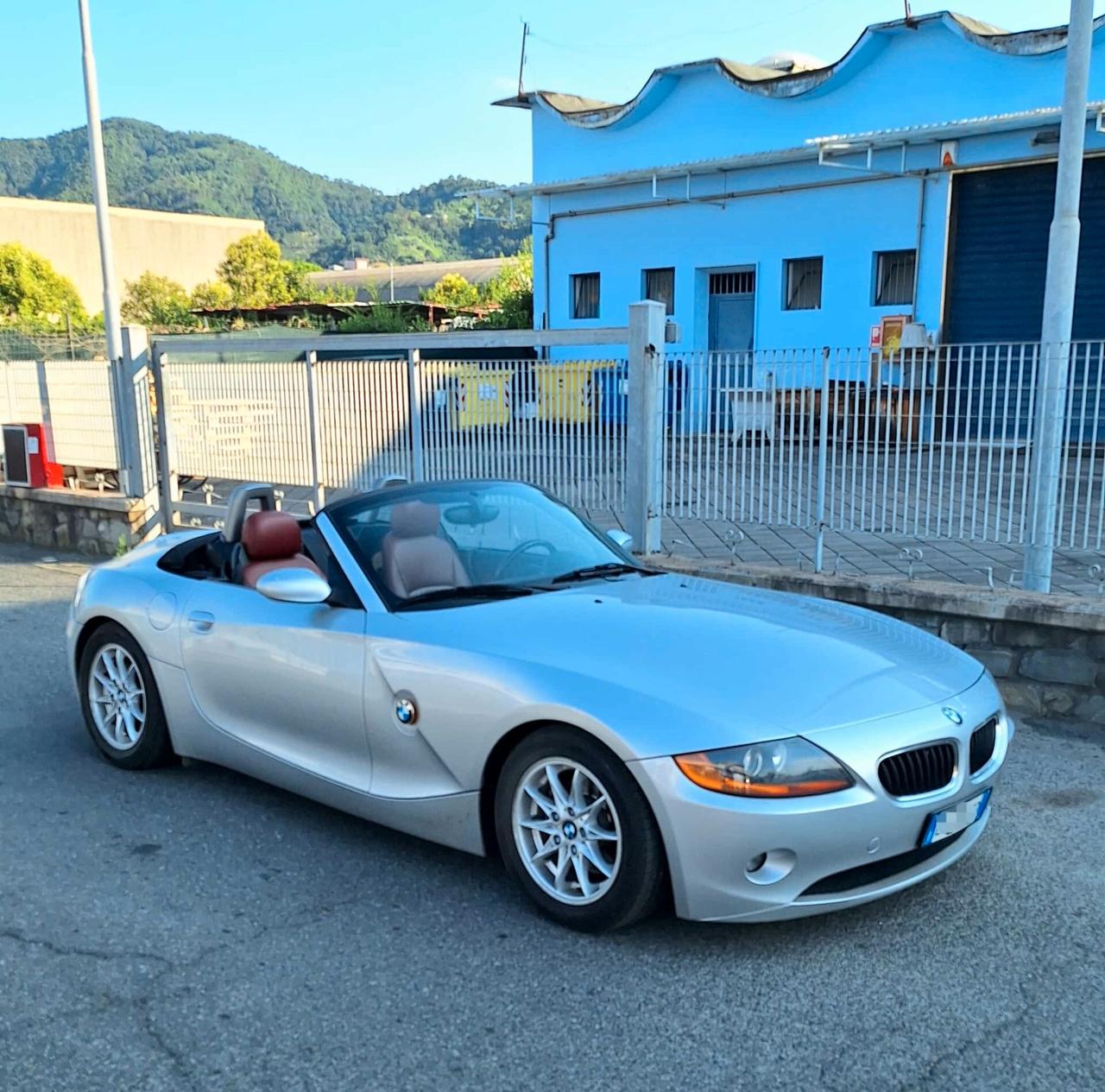 Bmw Z4 2.5i Roadster - PARI AL NUOVO