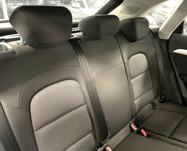 AUDI Q3 2.0 TDI 150 CV Business