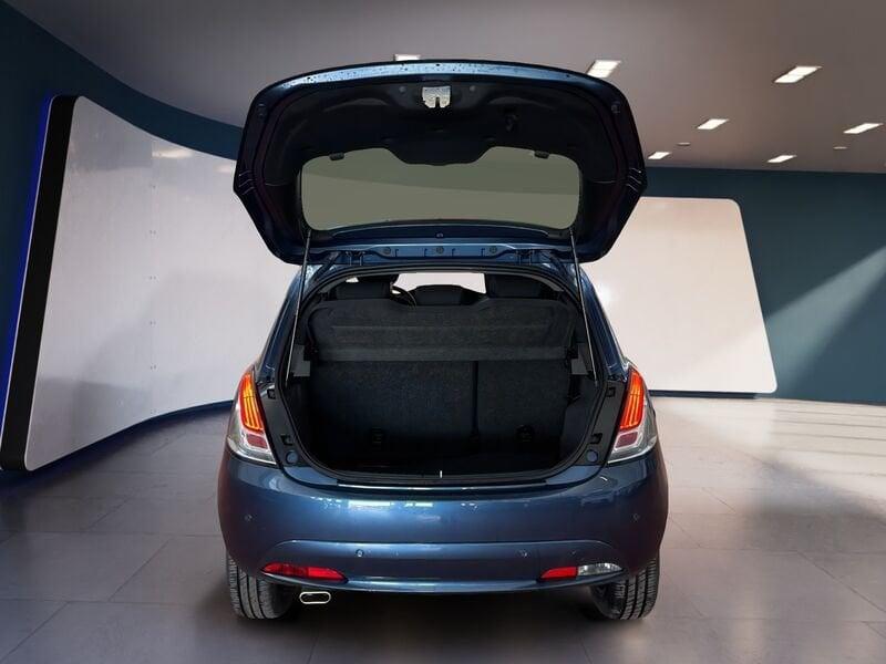 Lancia Ypsilon III 2021 1.0 firefly hybrid Gold Plus s&s 70cv 5p.ti