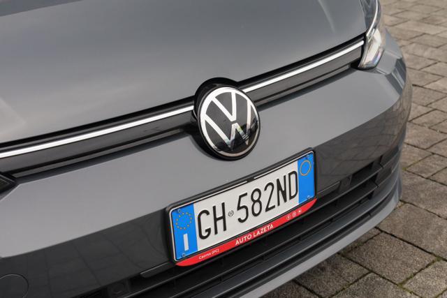 VOLKSWAGEN Golf 1.0 eTSI DSG Life